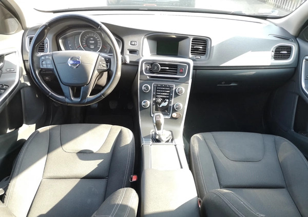 Volvo V60 cena 48000 przebieg: 173000, rok produkcji 2014 z Warszawa małe 79